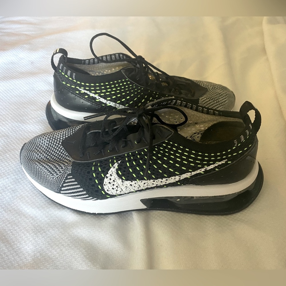 Nike Air Max Flyknit Racer